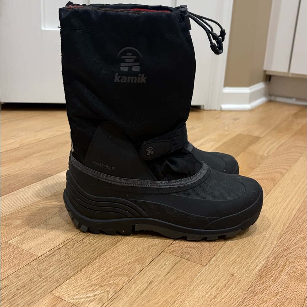 Kamik Black Insulated Snow Boots